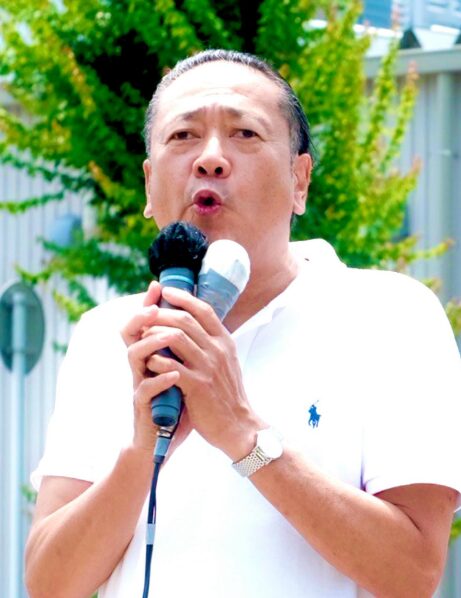 鎧塚俊彦